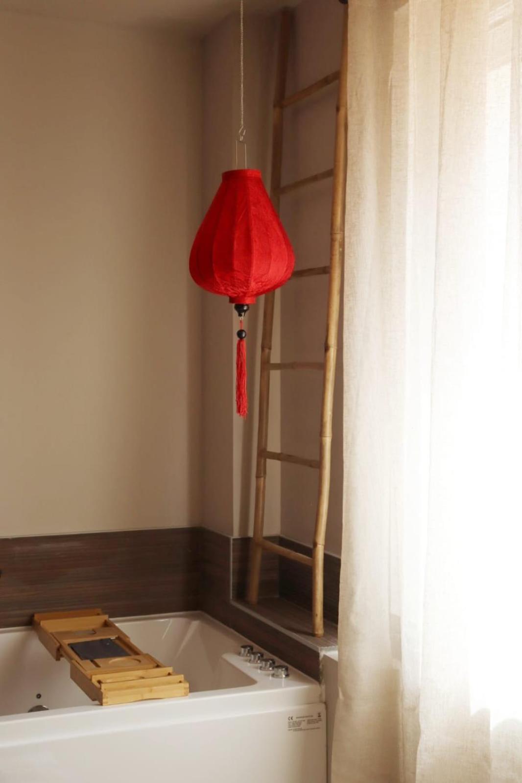 Loveroom Japon Avec Balneotherapie Toulon Exteriör bild