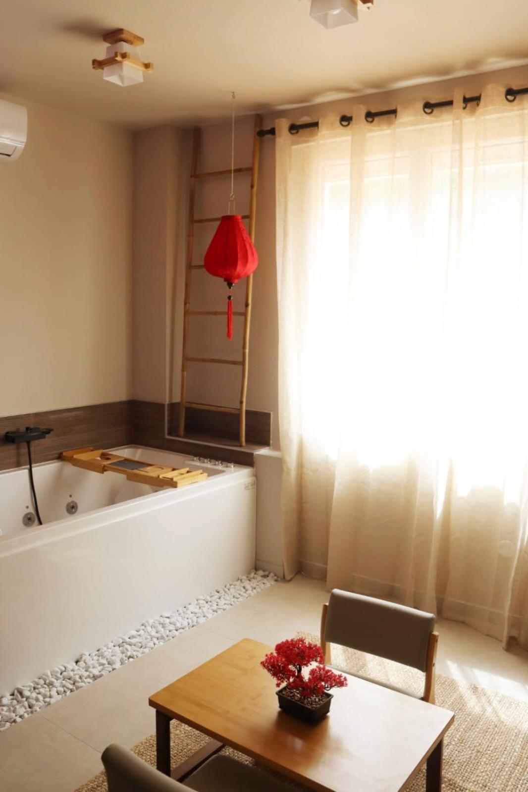 Loveroom Japon Avec Balneotherapie Toulon Exteriör bild