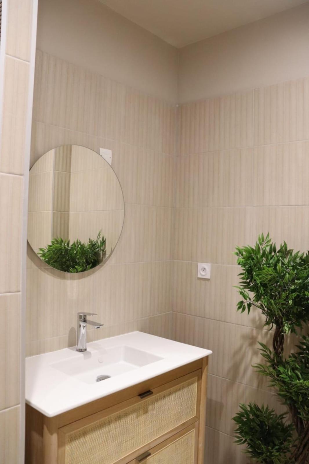Loveroom Japon Avec Balneotherapie Toulon Exteriör bild