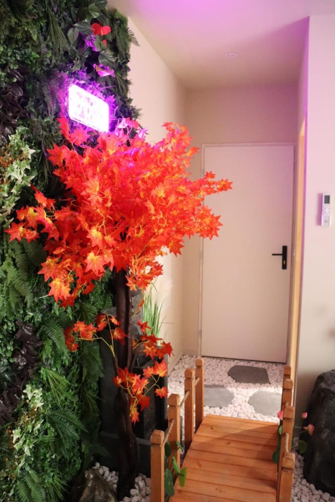 Loveroom Japon Avec Balneotherapie Toulon Exteriör bild